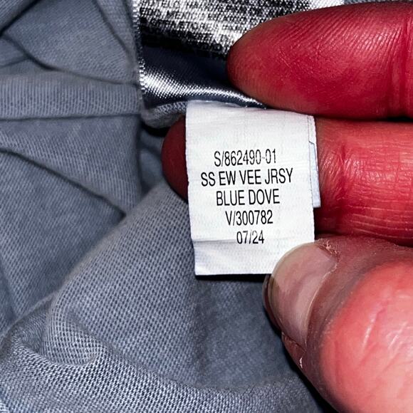 Old Navy EveryWear Jersey V-Neck T-Shirt Blue Dove Women’s Large - Picture 7 of 8